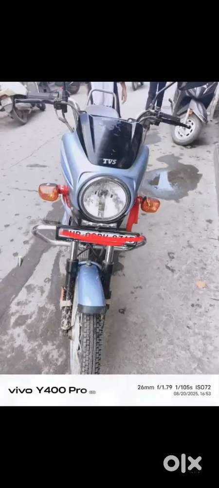 Brand new only 650 km running