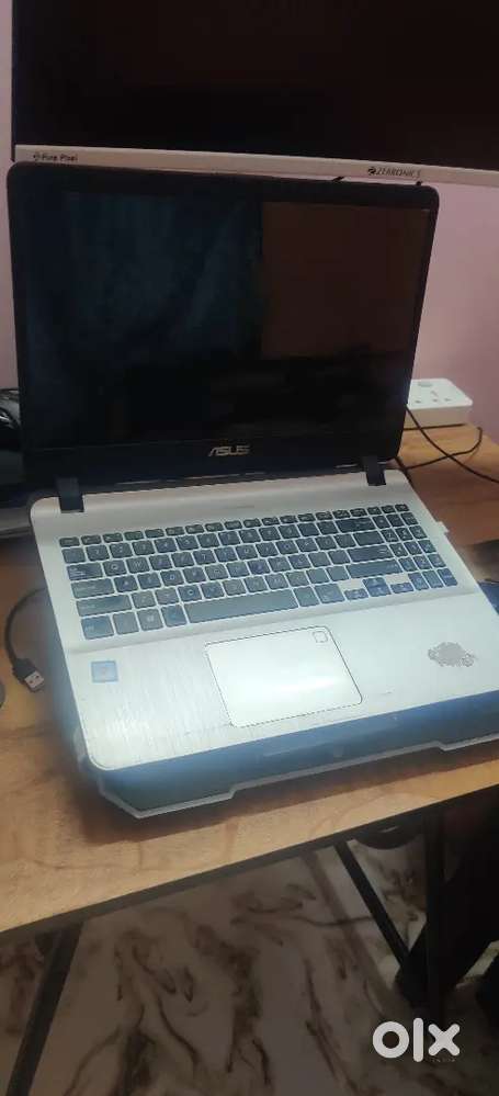 Asus laptop 15.5 inch gen 3