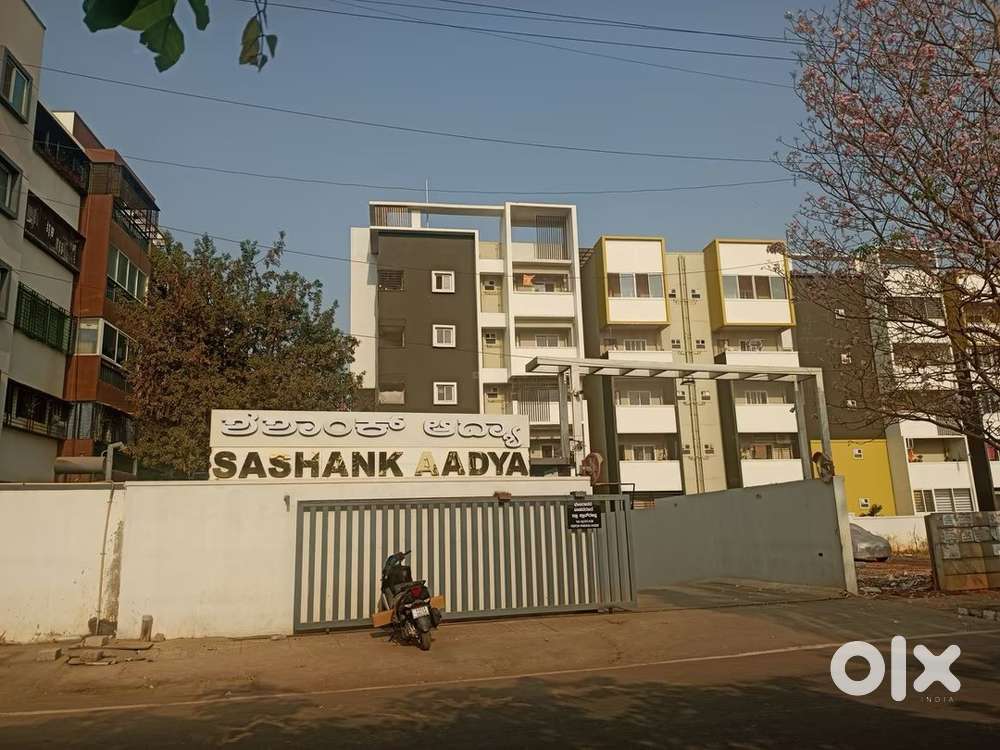 3BHK SEMI FURNISHED FLAT AT SHASHANK AADYA NEAR AMBA BAVANI TEMPLE