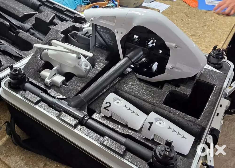 DJI Inspire 1 V2 Pro-Quadcopter Super MEGA Bundle