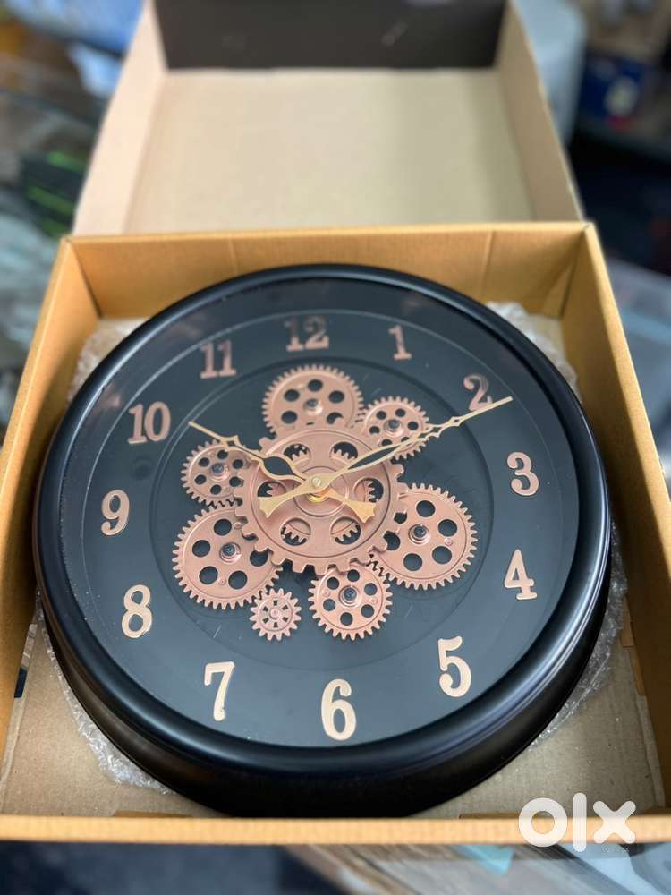 Trending Wall Clock