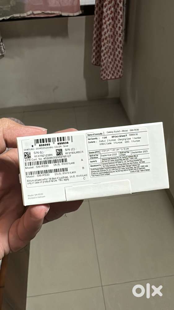 Want to sell new box pack samsung buds 3