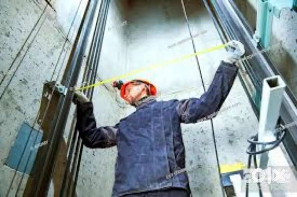 Helper for lift installation only male candidates