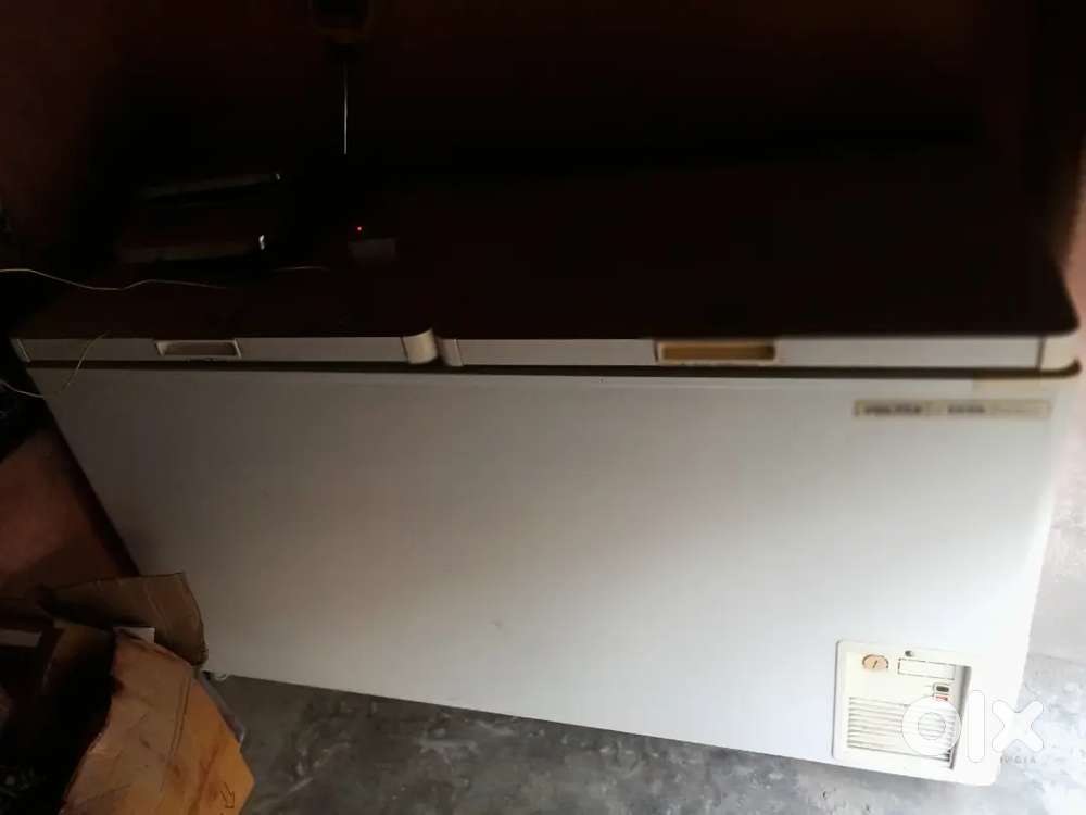 Deep freezer 500 liter Voltas