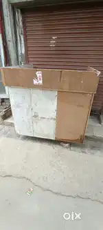 Fast food counter good condition