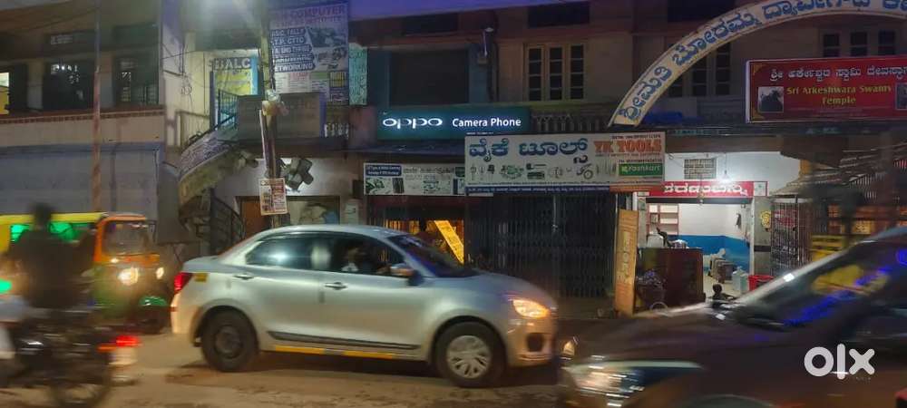 Mobile shop for selling this mobile shop for 150000