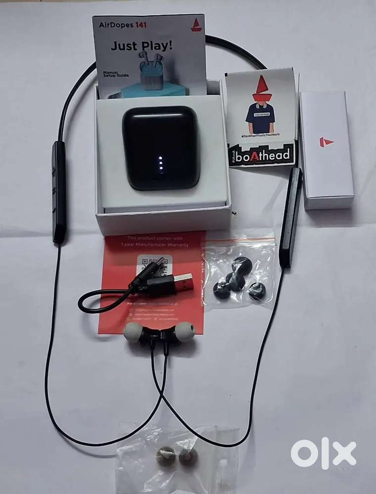 boat Air Buds 141 & Bluetooth Neckband