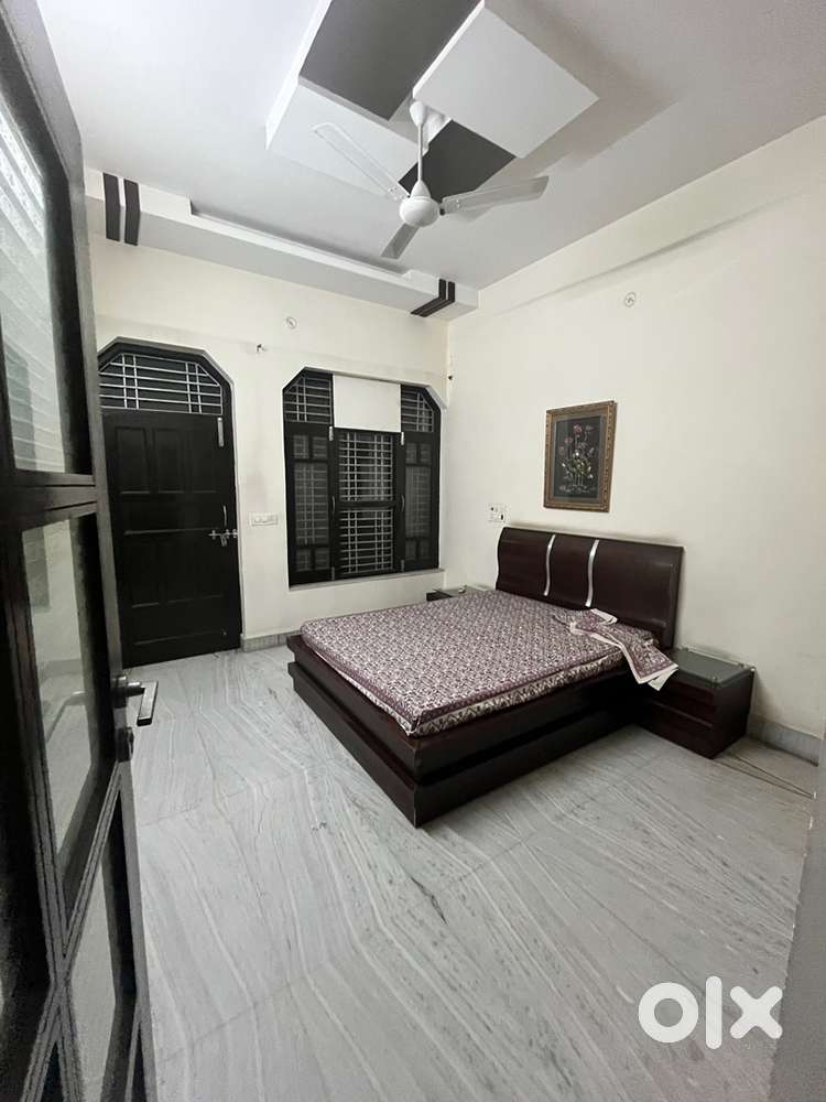 No electricity bill , with Ac ,car parking , wardrobe,safety