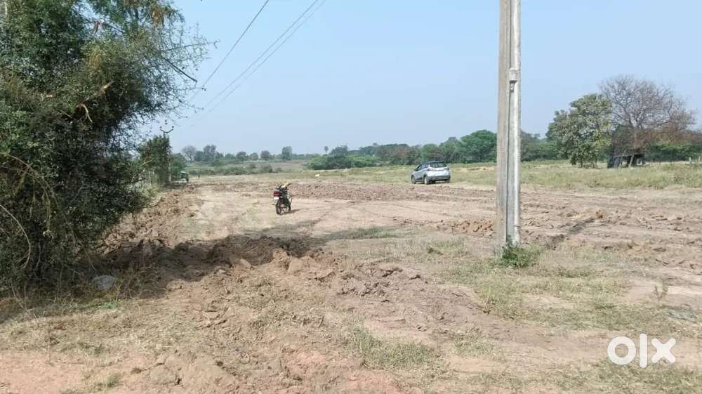 Open Plot at Prime Highway Location – ₹2,90,000