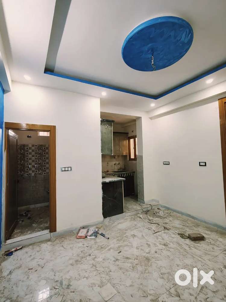 2 bhk flat ready to move huge space affordable price