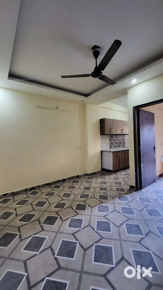 2bhk is available for rent in chhatarpur.