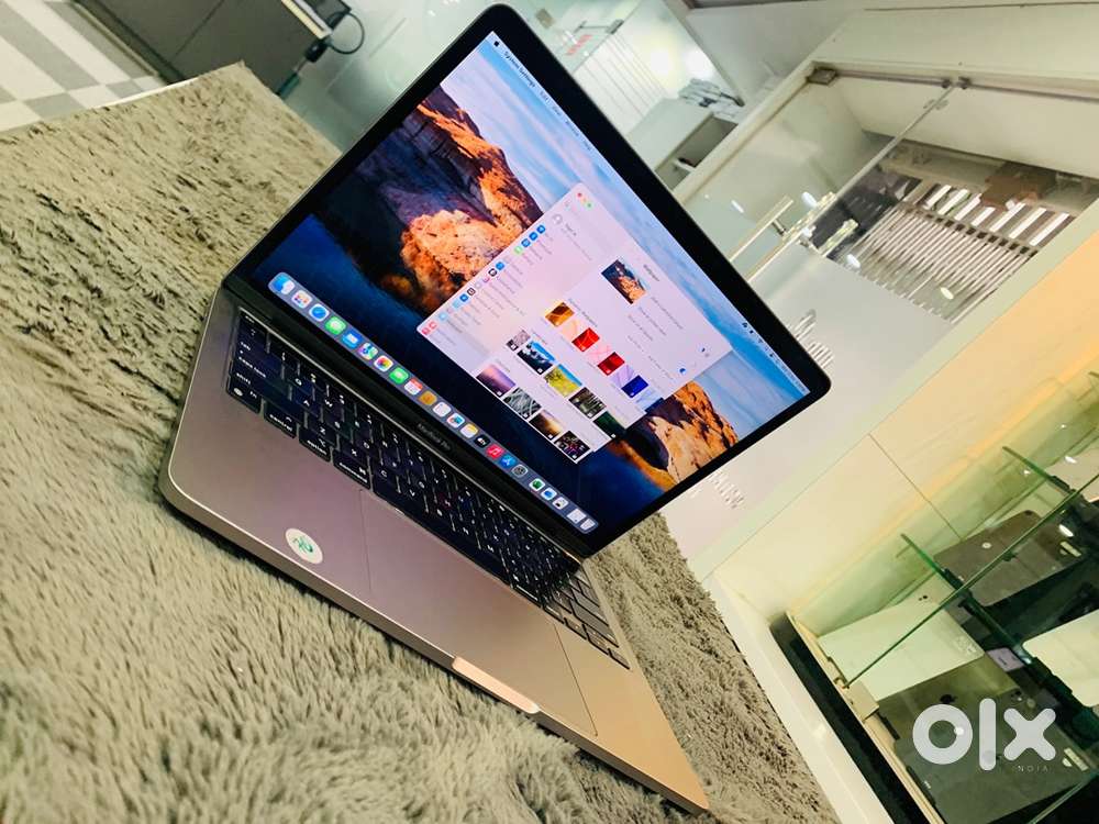 Apple MacBook Pro (13inch) M2 Chip 8GB RAM 256GB SSD (A2338)  WRNTY