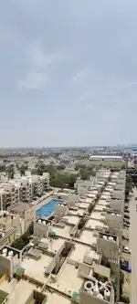 I need telecaller girls  for real estate job location noida extension