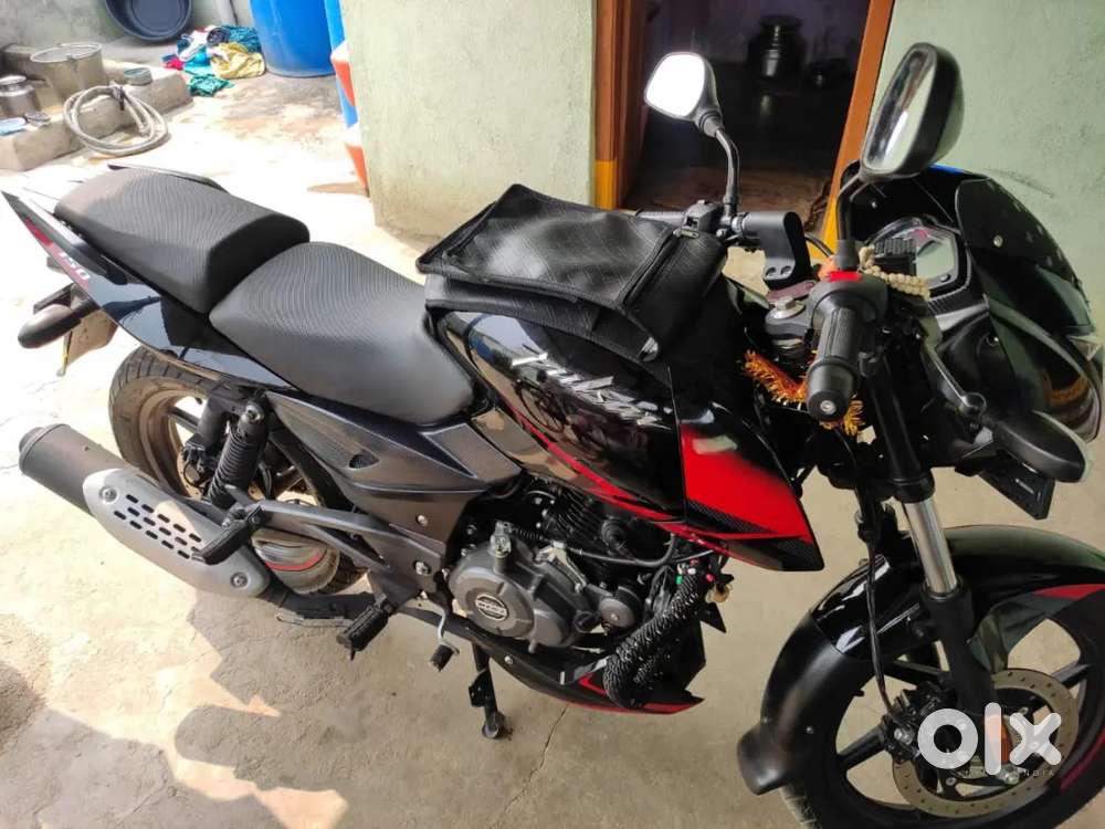 Bajaj Pulsar 150 cc model 2020