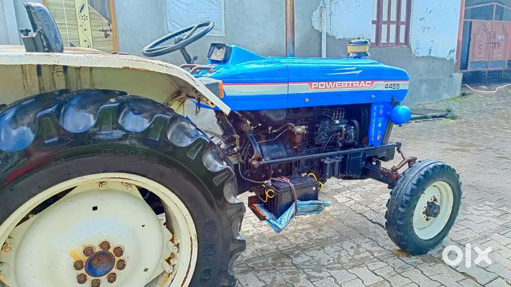 Pawertrac 4455
