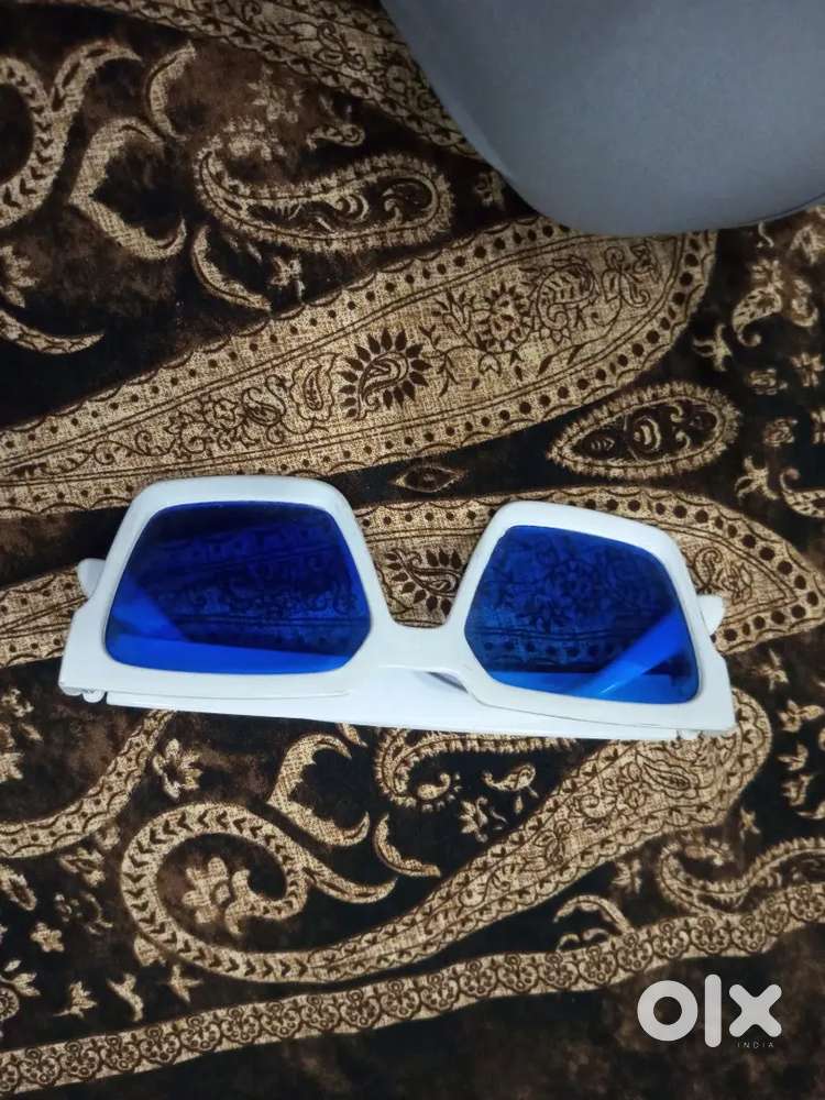 Sun glasses