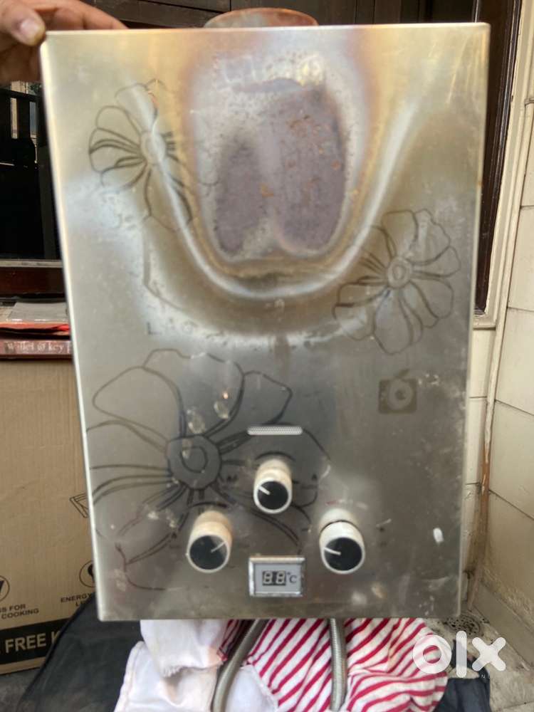 Haxle Gas geyser 6ltr