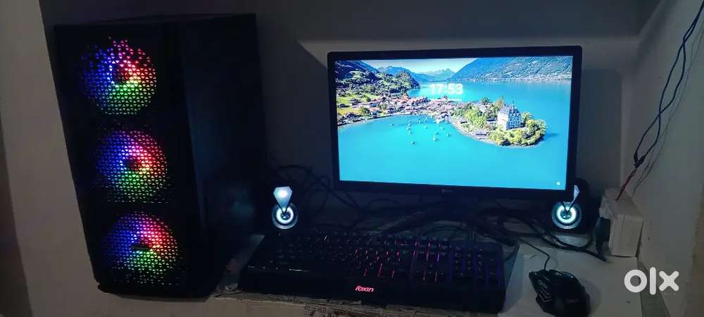 Processor i7 4 gb graphics card DDR 4