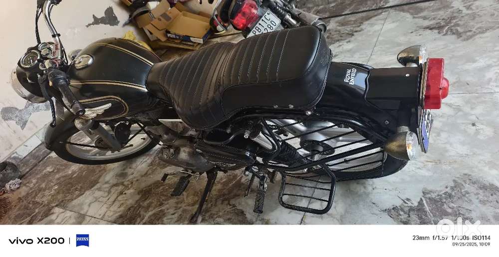 Royal Enfield 350 standard