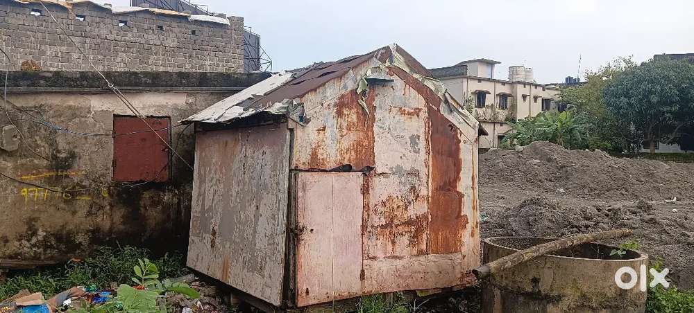 Wooden stall for fast food ,tee,paan masala, vehicle parts garage etc.