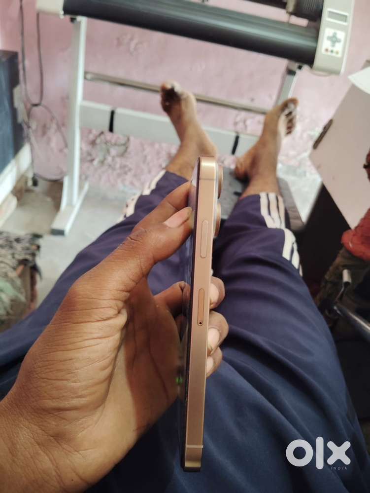 iPhone xs canvet in 16 pro all working battery Sarvice