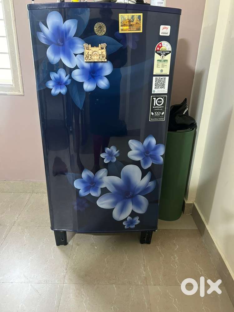 Godrej single door - 180 litres