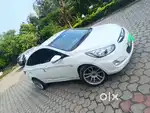 Hyundi verna disel 1.6 seond  owner car allowy trye brand new 17 inch