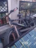Good कंडीशन सिर्फ दो ट्यूब और दोनों परवाना बाकी है