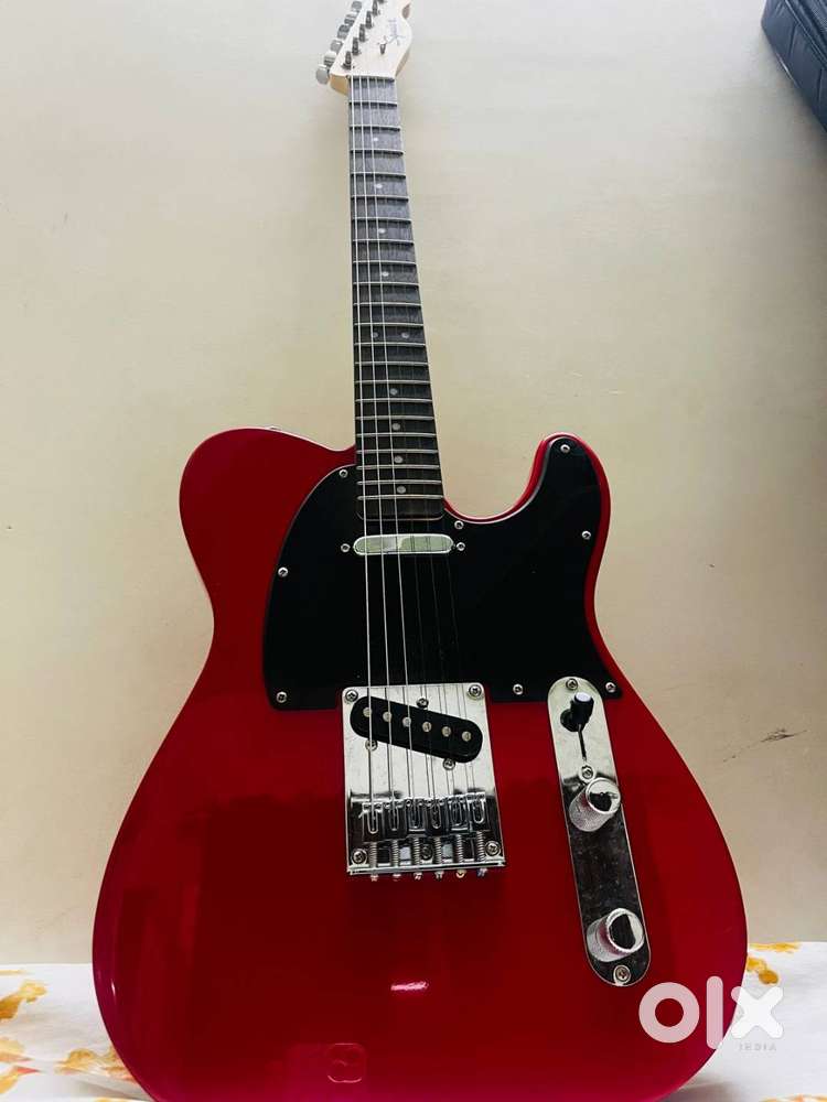 Fender Telecaster Red + Laney Amp Bundle – Excellent Condition