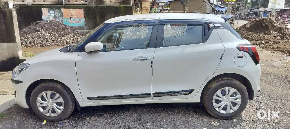 Maruti Suzuki Swift 2024 Petrol 16000 Km Driven