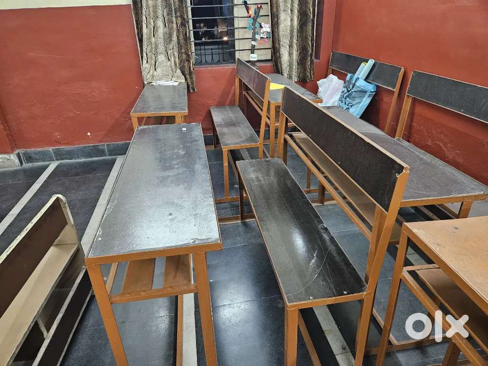 18 Sets of Tables & Chairs