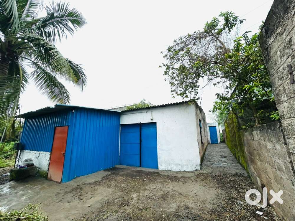 Industrial Shed / Godown For Renr