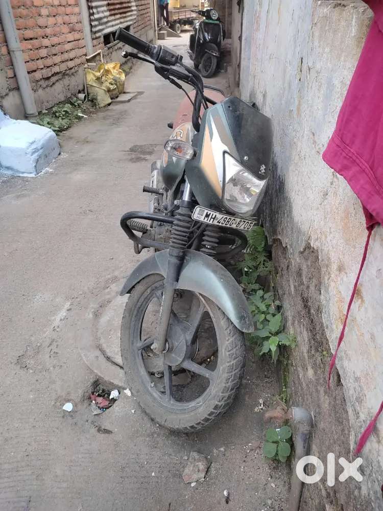 Bajaj CT 110 Miltri colour Bahot kam chali hai Fresh Condition