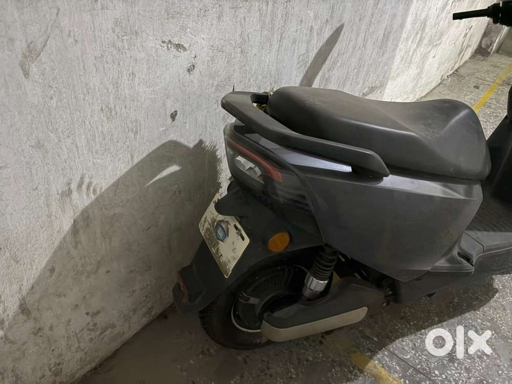 e went scooty electric