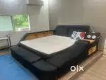 King size bed