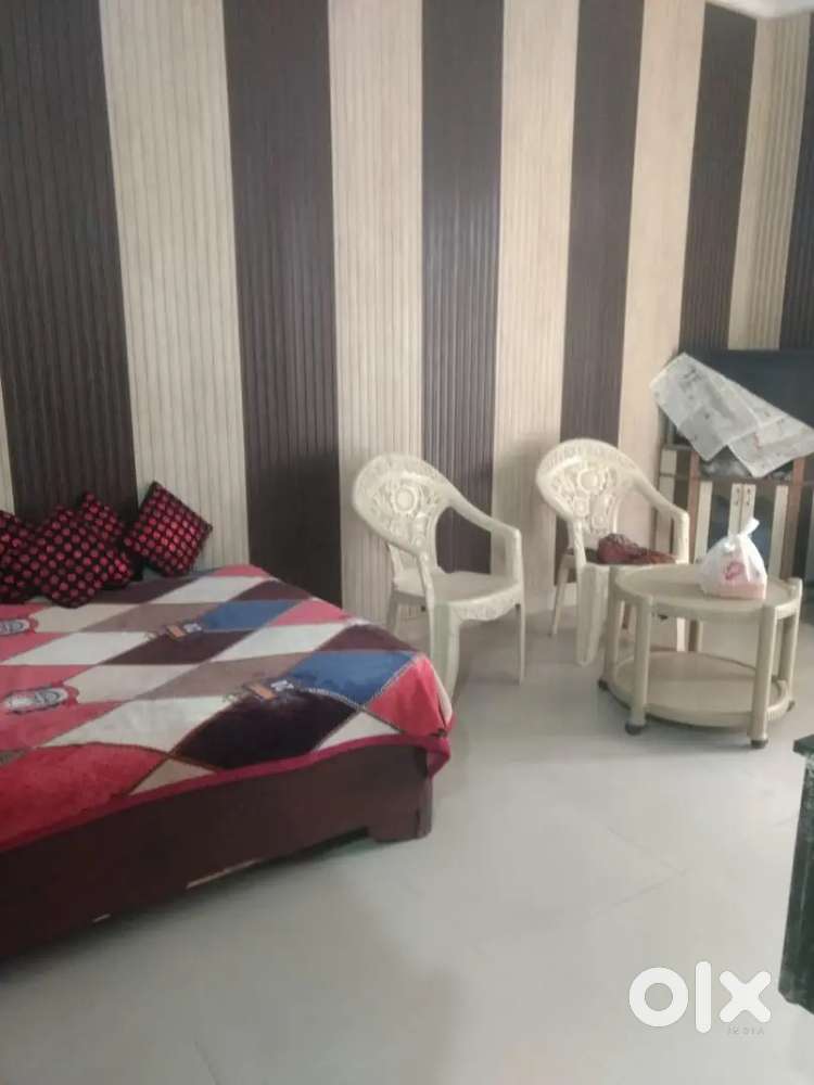 Top floor having roof right