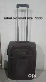 Trolly suitcase bag Old used branded total 25 trolly bags