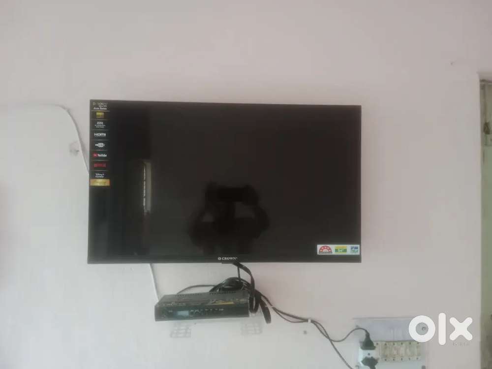 32 inch crown TV smart