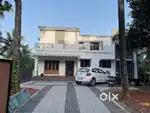 Luxury 2700Sqft Villa /13.5 cent/1.10 Cr/4 BHK Mundoor    Thrissur