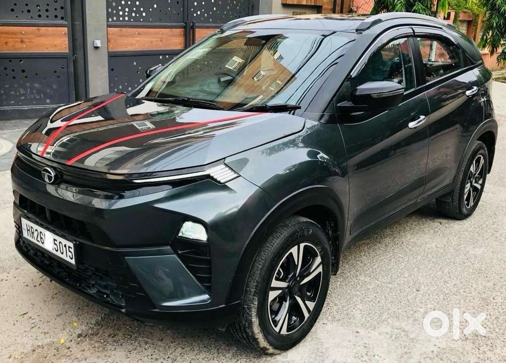 Tata Nexon Smart Plus1.2 Revotron Petrol 5 MT, 2025, CNG & Hybrids