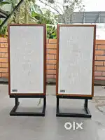 KLH Model Five – Classic HiFi Speakers (Premium Sound)