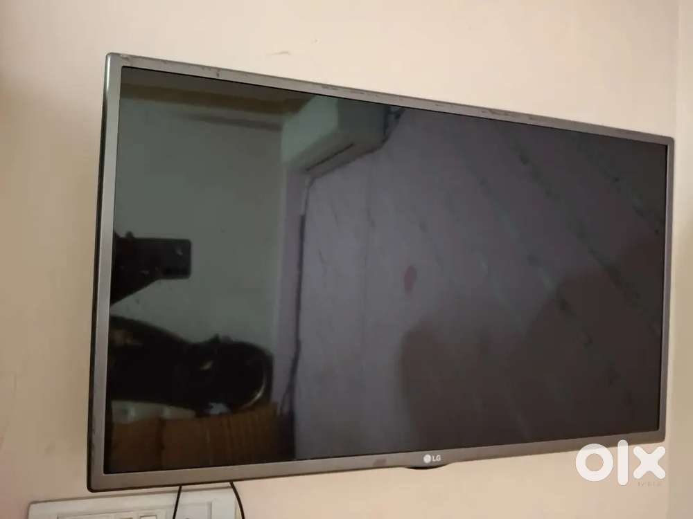 Lg tv 80 cm with dolby audio used working condition