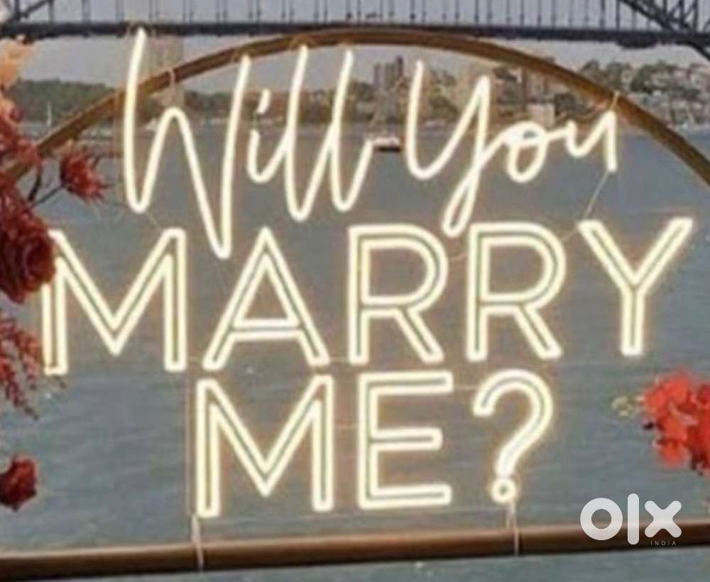 Neon glow sign “WILL YOU MARRY ME “