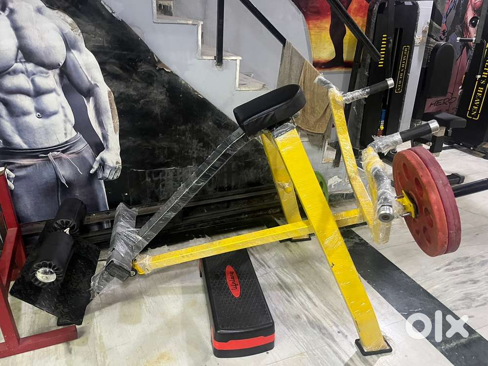 Squats rack dumbell or abs board t bar