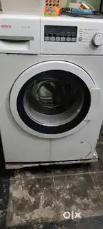 A Bosch washing Machine Series 4