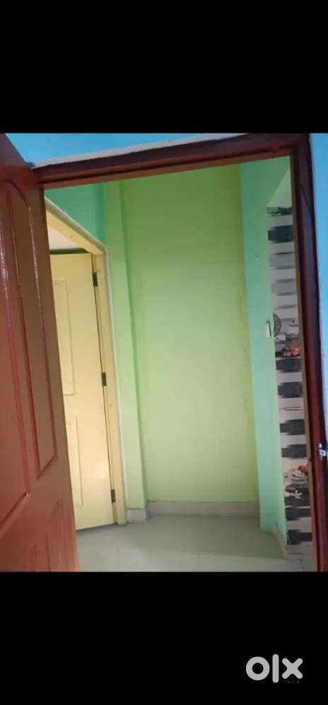 New entry 2bhk flat-rent