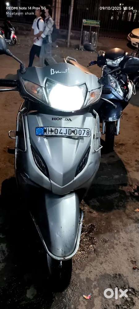 I am selling my activa 4g