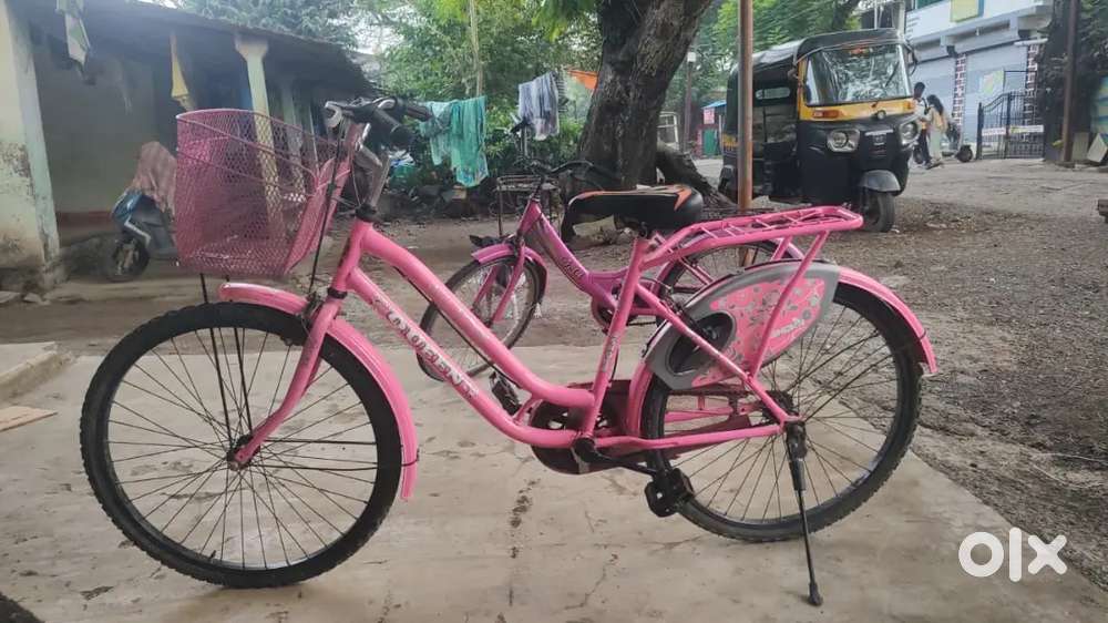 Ashoka Brand , Queen Ladies Cycle just for 5500/-