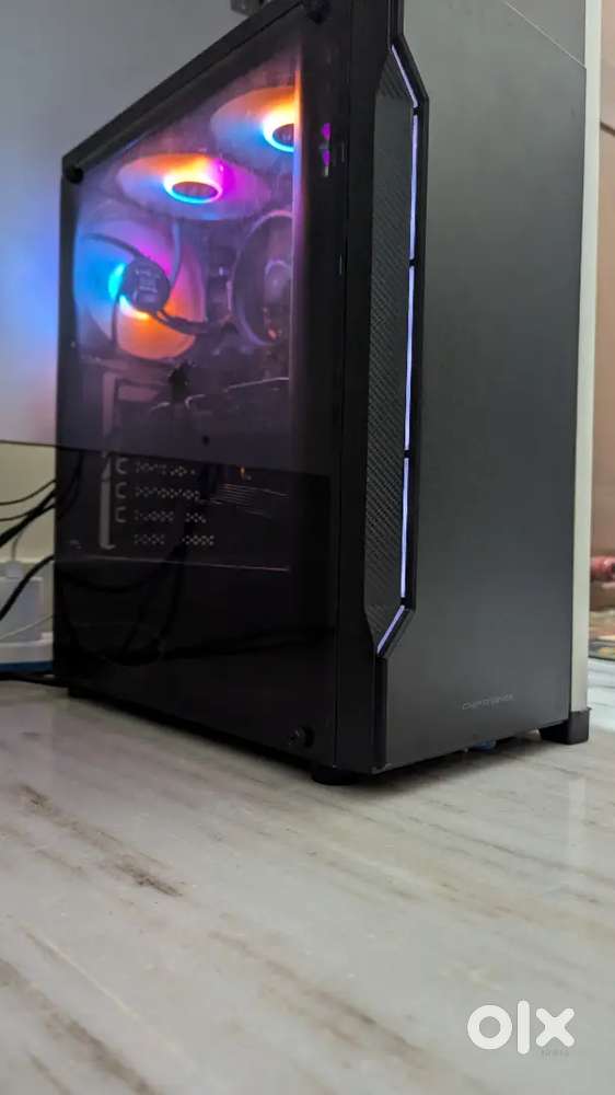 Gaming pc, Custome build.