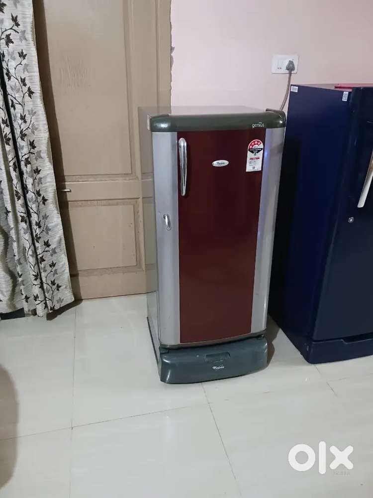180 liters whirlpool refrigerator for sale.